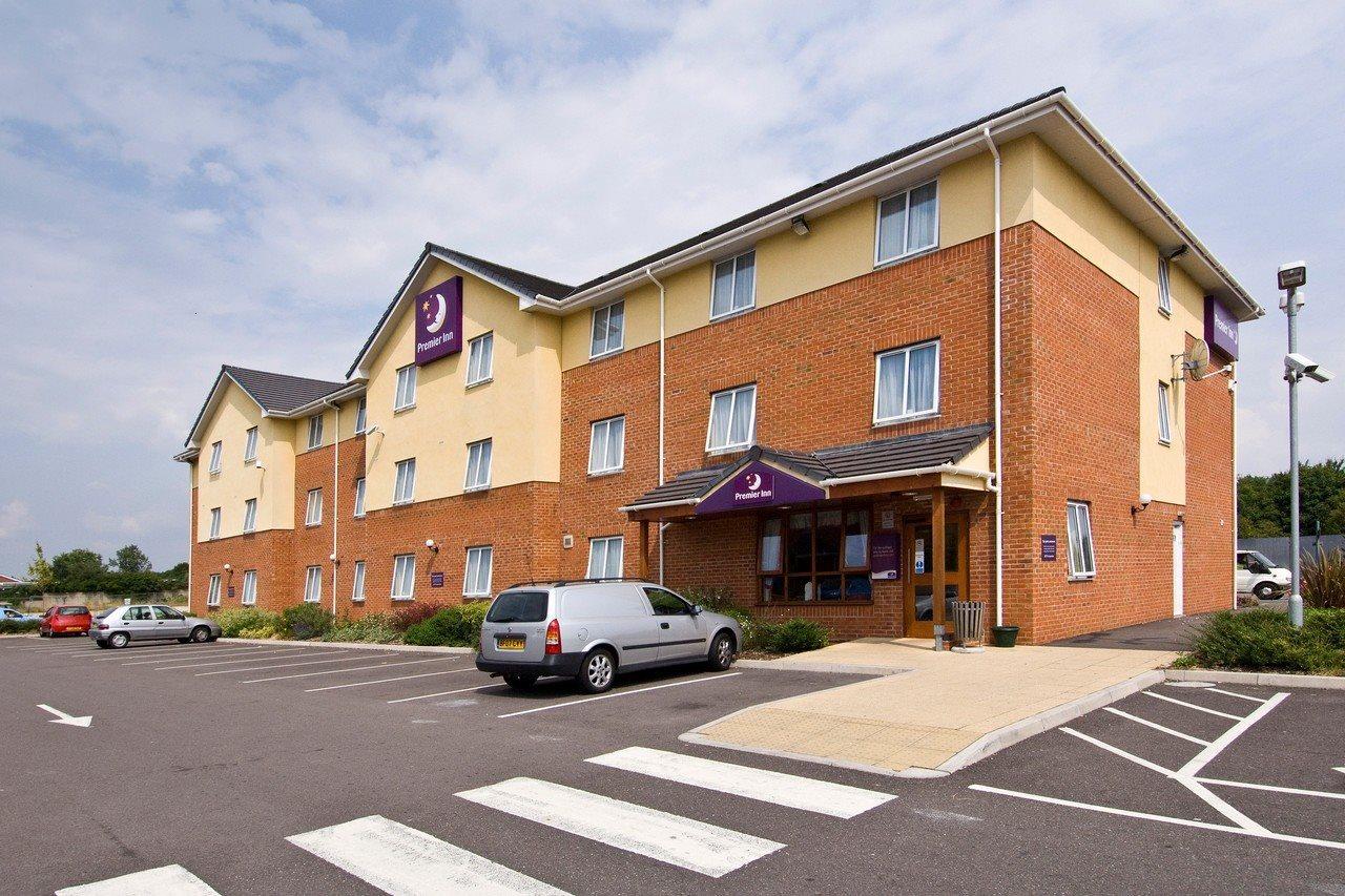 Premier Inn Swindon Central Εξωτερικό φωτογραφία